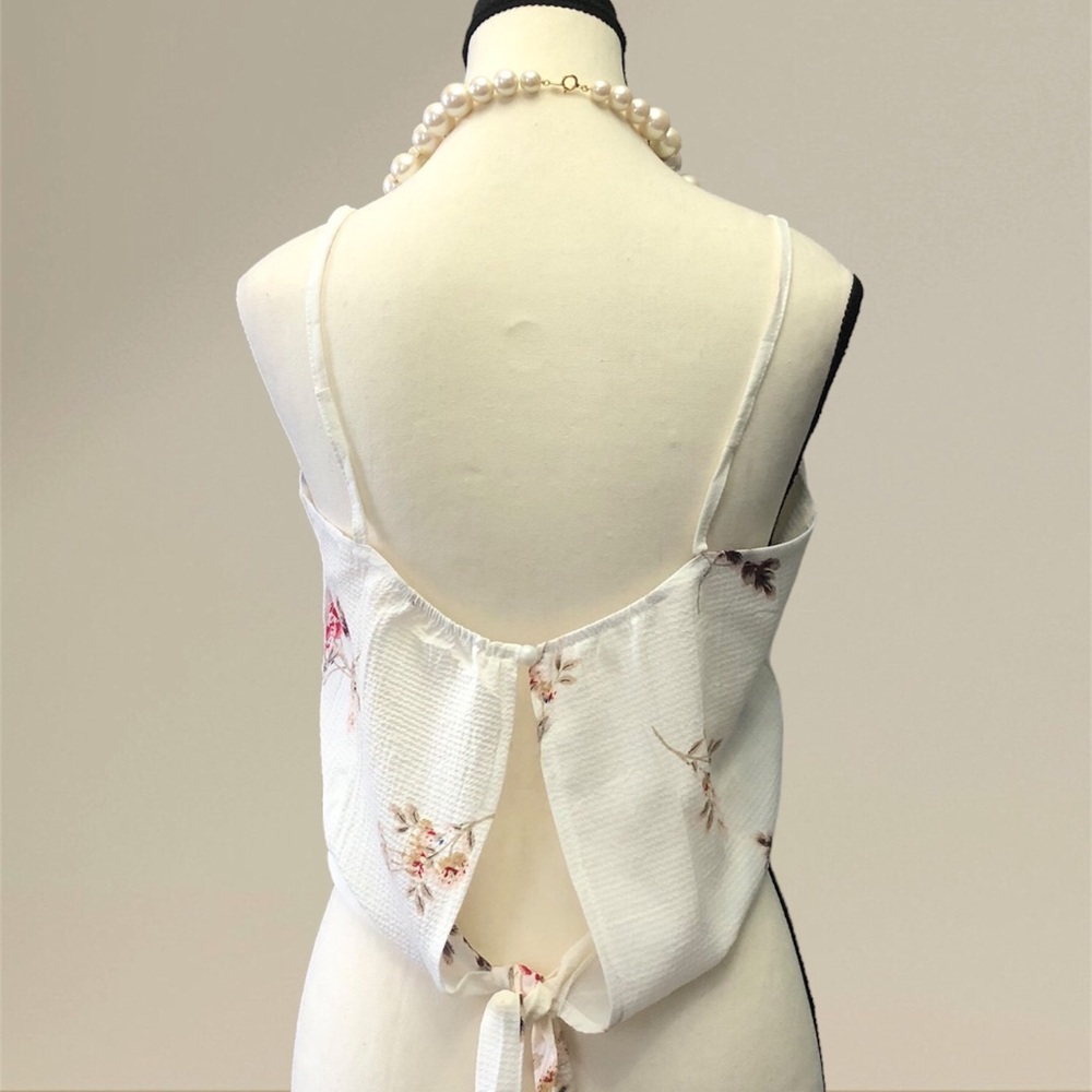 Women florals top 🌸 - Picture 6 of 6